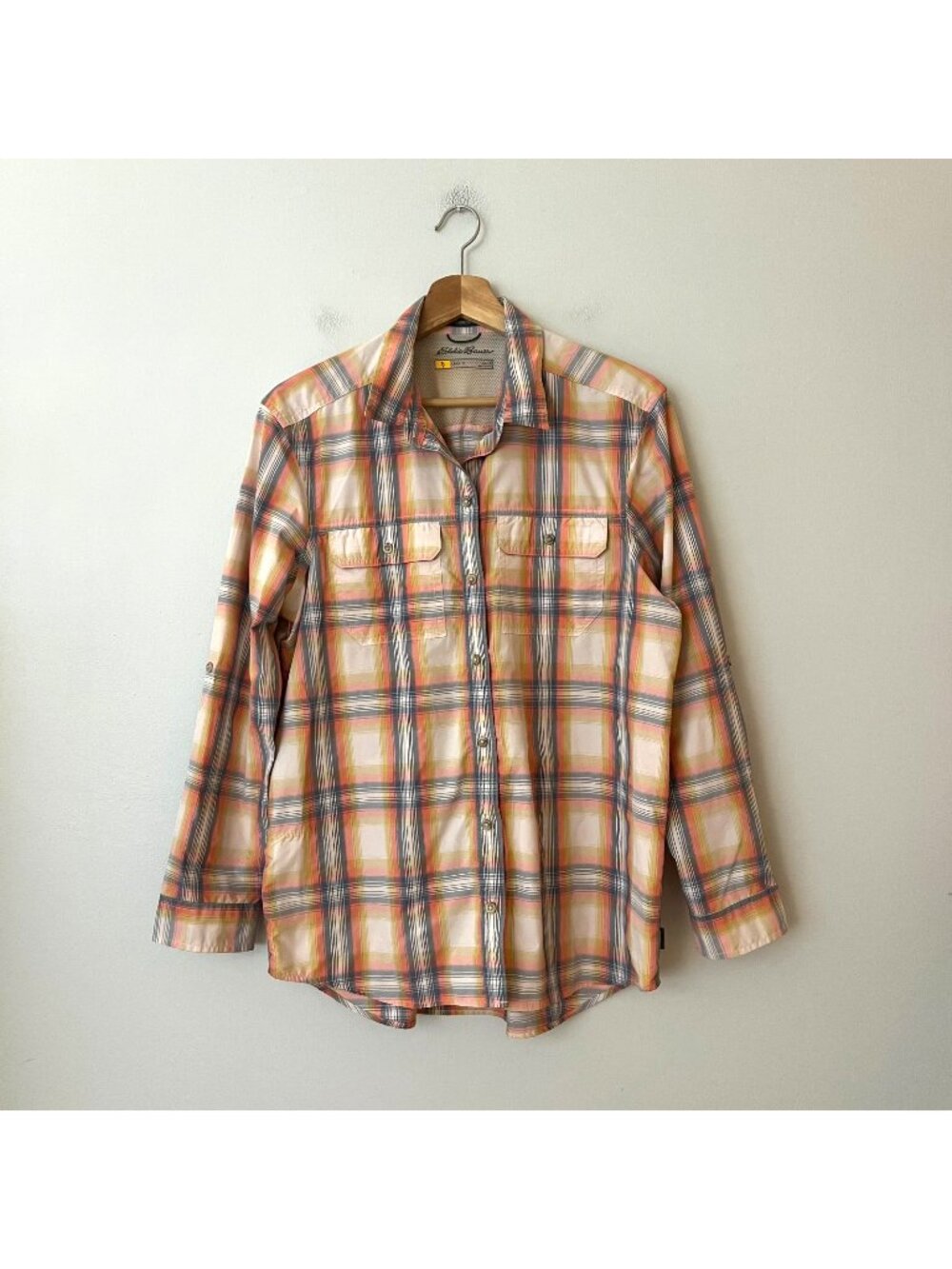 Eddie Bauer Travex Mountain Plaid Button Up Hiking Travel Shirt Women's Size M